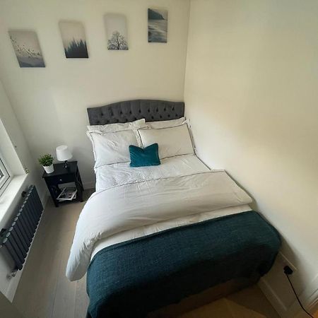 Two Bedroom Apartment - Londen Buitenkant foto