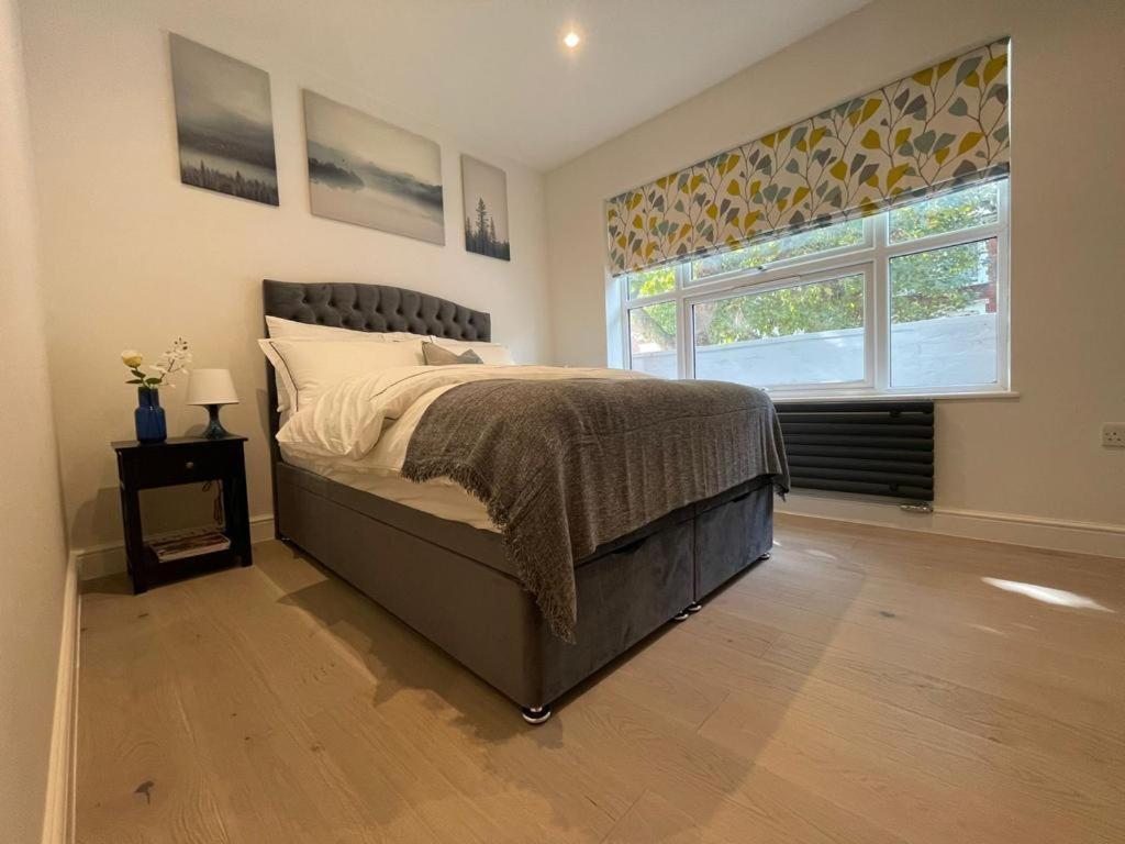 Two Bedroom Apartment - Londen Buitenkant foto
